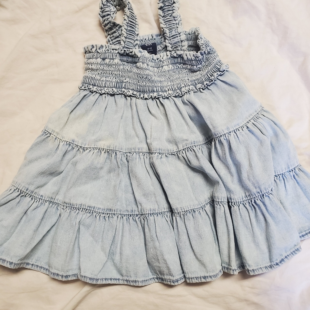 Baby gap dress